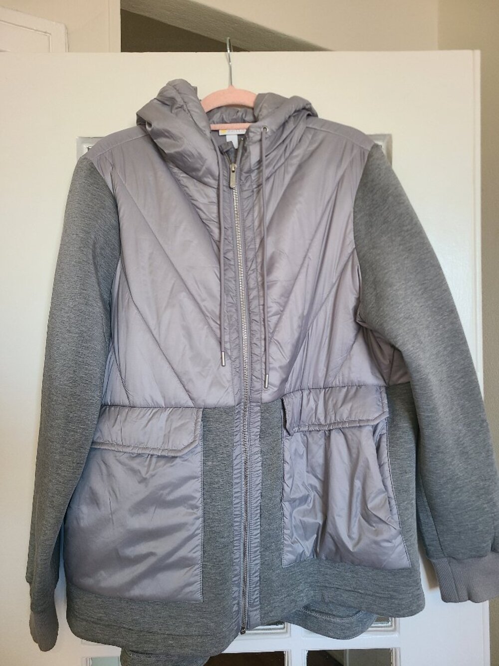 Barely worn, XXL Zella Athelic Jacket.